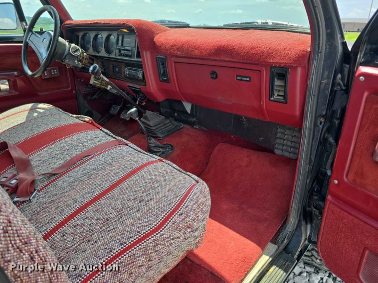 image for item DR3961 1991 Dodge Power Ram 250 pickup truck