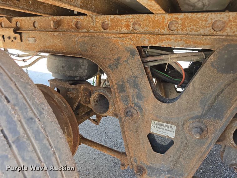 image for item DR3964 2012 Utility VS2RA dry van trailer