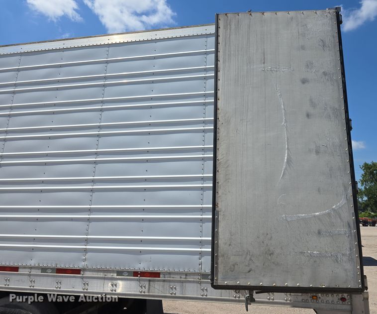 image for item DR3964 2012 Utility VS2RA dry van trailer