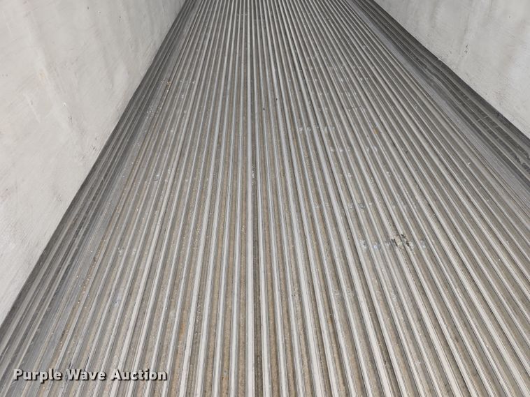 image for item DR3964 2012 Utility VS2RA dry van trailer