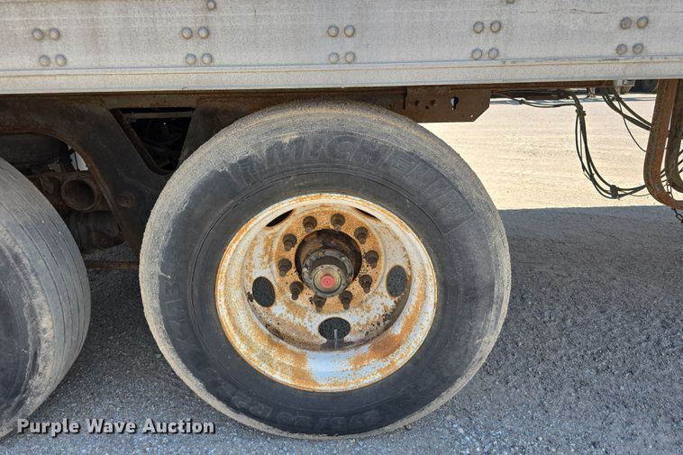 image for item DR3964 2012 Utility VS2RA dry van trailer