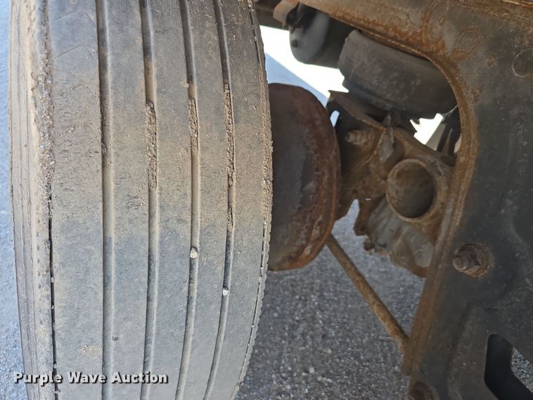 image for item DR3964 2012 Utility VS2RA dry van trailer