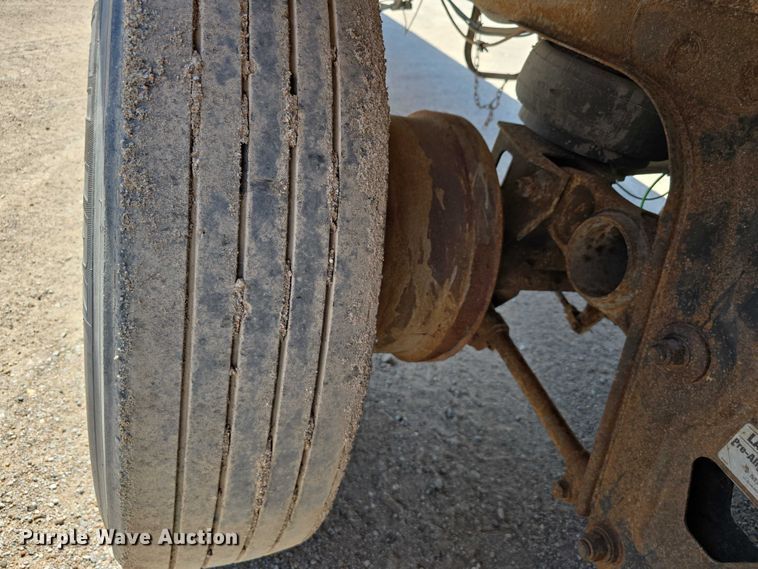 image for item DR3964 2012 Utility VS2RA dry van trailer