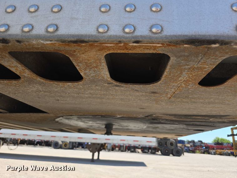 image for item DR3965 2013 Utility VS2RA dry van trailer