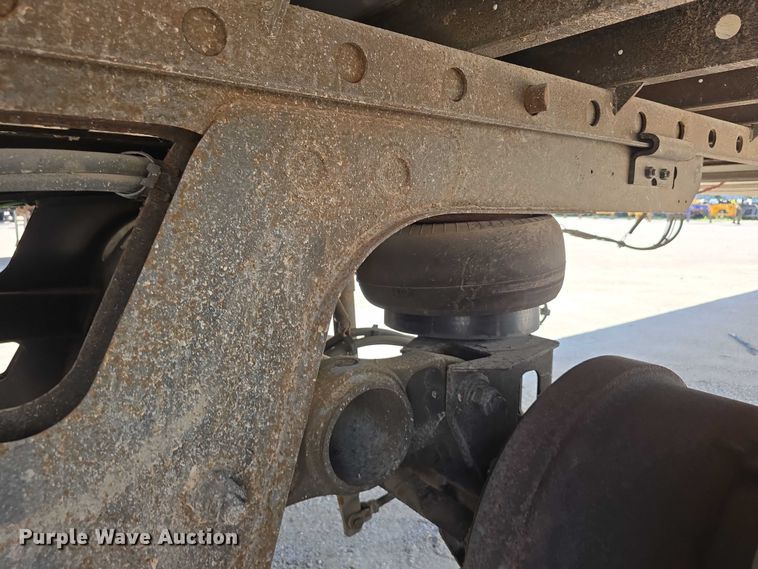 image for item DR3965 2013 Utility VS2RA dry van trailer