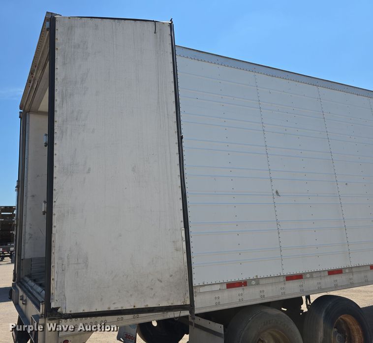 image for item DR3965 2013 Utility VS2RA dry van trailer
