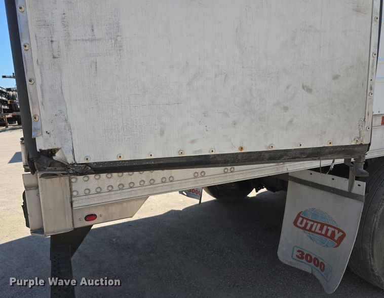 image for item DR3965 2013 Utility VS2RA dry van trailer