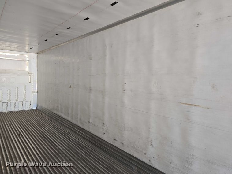 image for item DR3965 2013 Utility VS2RA dry van trailer