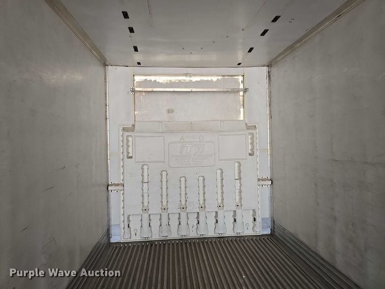 image for item DR3965 2013 Utility VS2RA dry van trailer