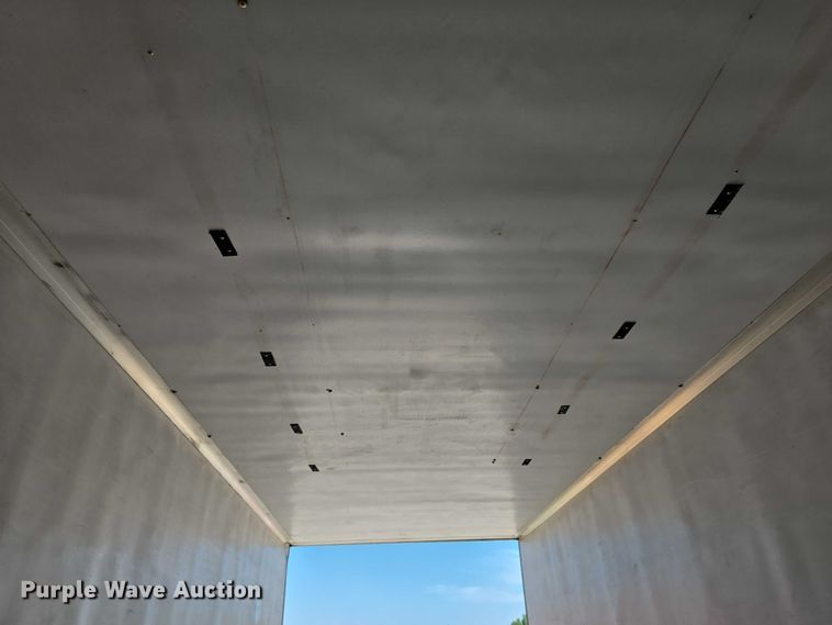 image for item DR3965 2013 Utility VS2RA dry van trailer