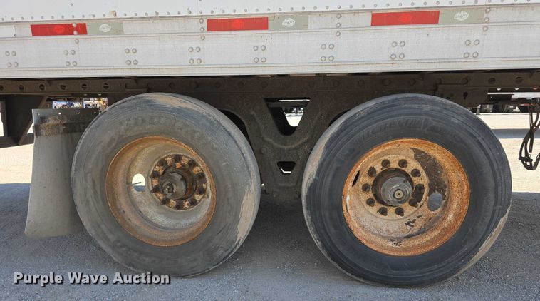 image for item DR3965 2013 Utility VS2RA dry van trailer