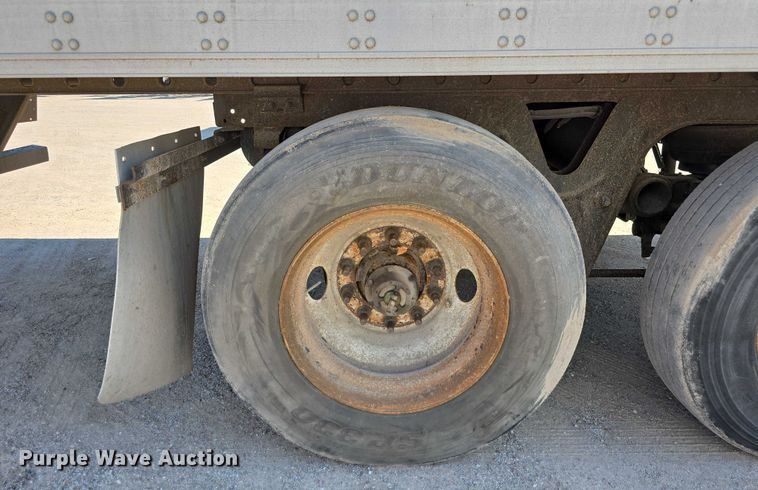 image for item DR3965 2013 Utility VS2RA dry van trailer