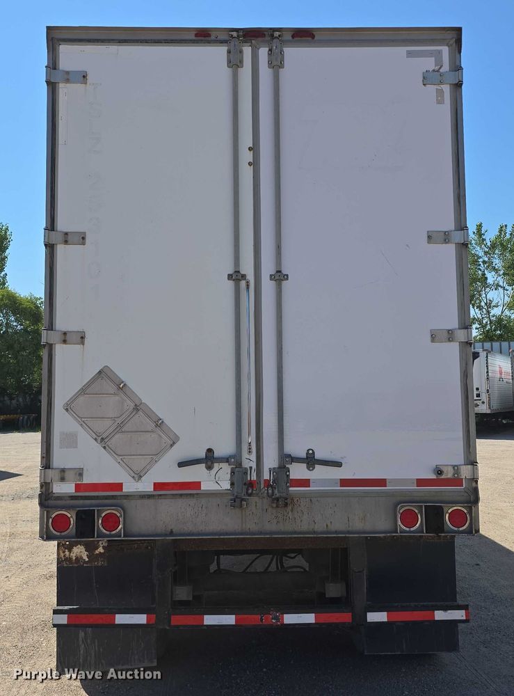 image for item DR3966 2004 Utility VS2DC dry van trailer