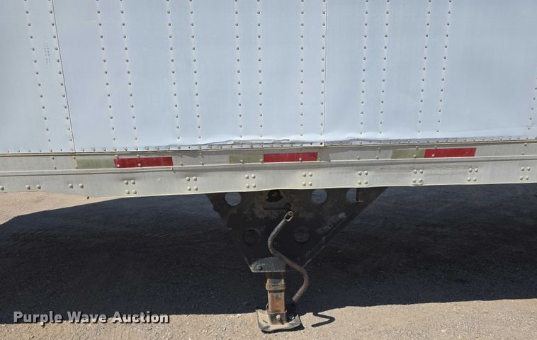 image for item DR3966 2004 Utility VS2DC dry van trailer