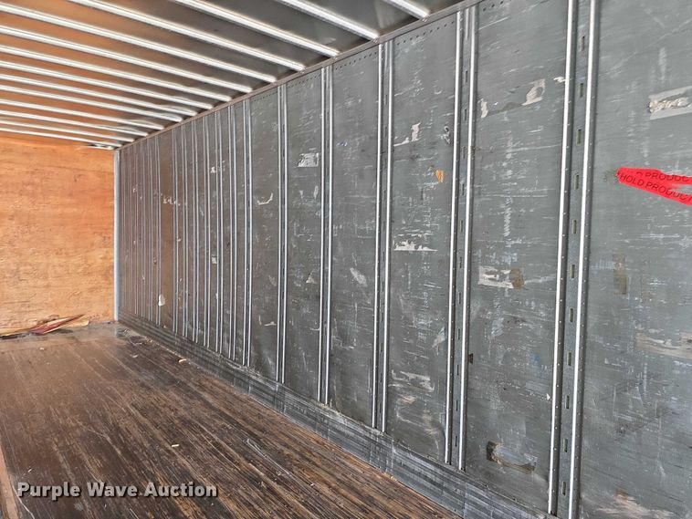 image for item DR3966 2004 Utility VS2DC dry van trailer