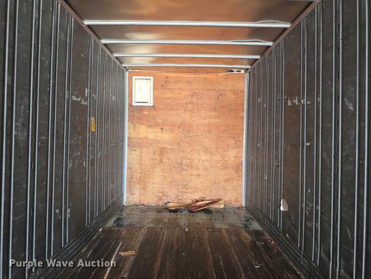 image for item DR3966 2004 Utility VS2DC dry van trailer