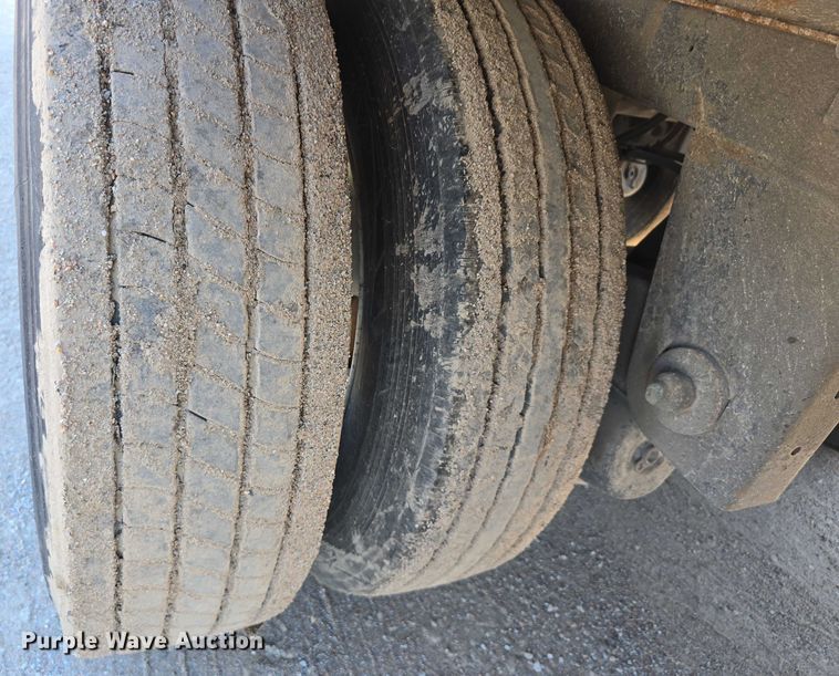 image for item DR3967 2015 Wabash DVLSHPC dry van trailer