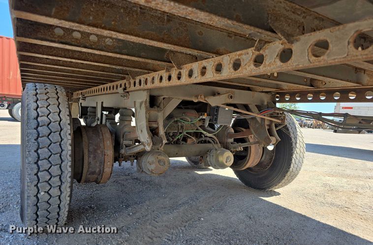 image for item DR3968 2013 Wabash DVCVHPC dry van trailer