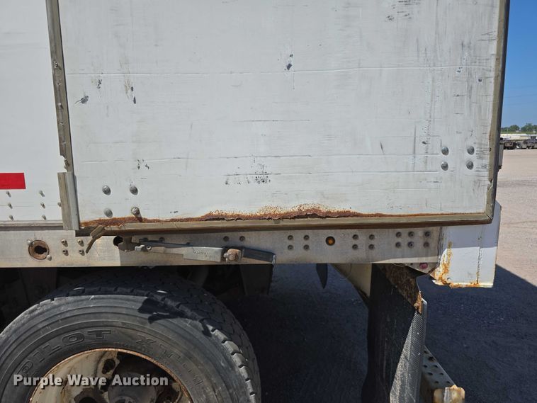 image for item DR3968 2013 Wabash DVCVHPC dry van trailer