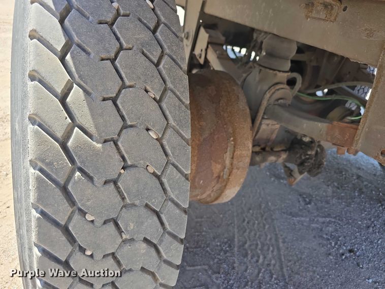 image for item DR3968 2013 Wabash DVCVHPC dry van trailer