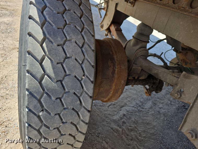 image for item DR3968 2013 Wabash DVCVHPC dry van trailer