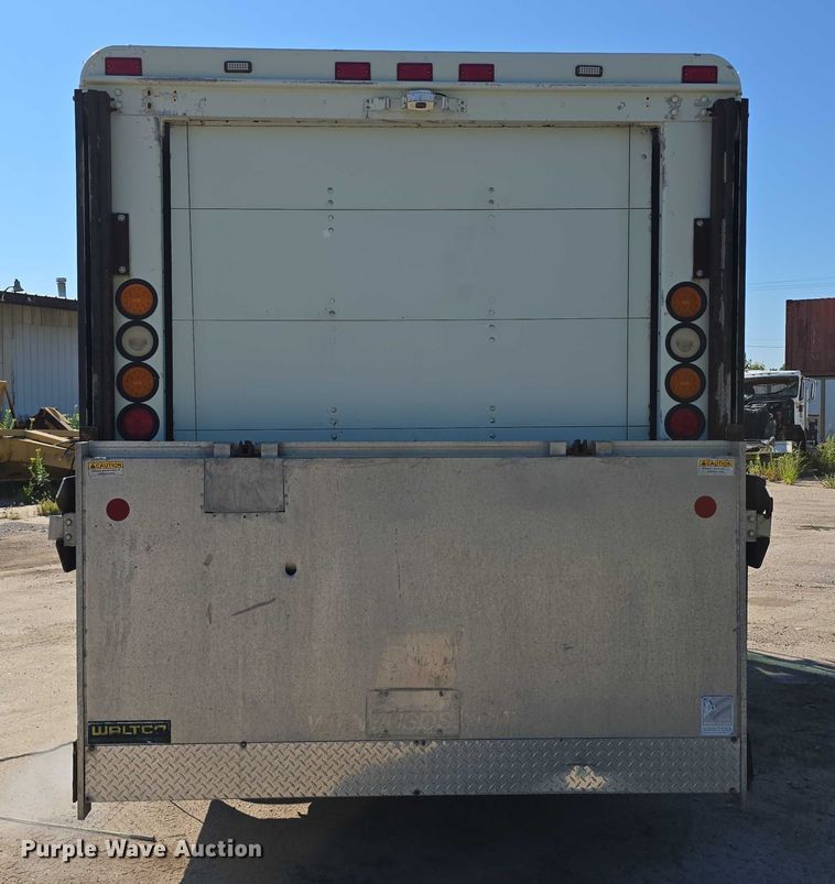 image for item DR3969 2003 Workhorse Custom Chassis P42 delivery truck