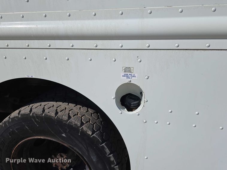 image for item DR3969 2003 Workhorse Custom Chassis P42 delivery truck