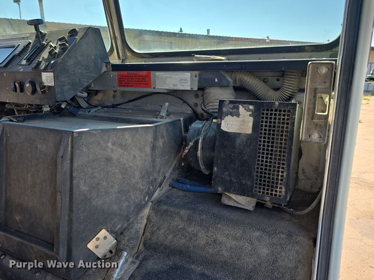 image for item DR3969 2003 Workhorse Custom Chassis P42 delivery truck