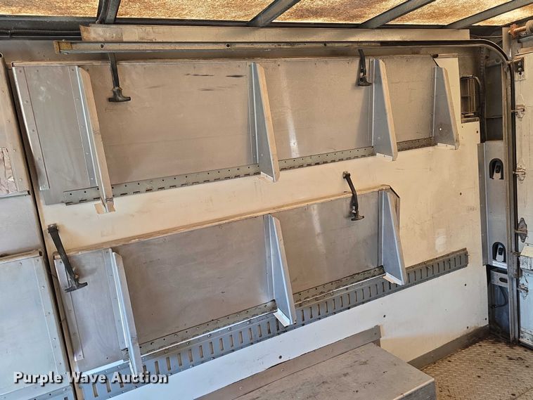 image for item DR3969 2003 Workhorse Custom Chassis P42 delivery truck