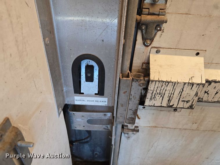 image for item DR3969 2003 Workhorse Custom Chassis P42 delivery truck