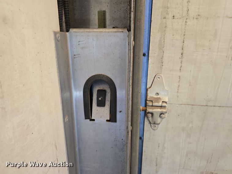 image for item DR3969 2003 Workhorse Custom Chassis P42 delivery truck