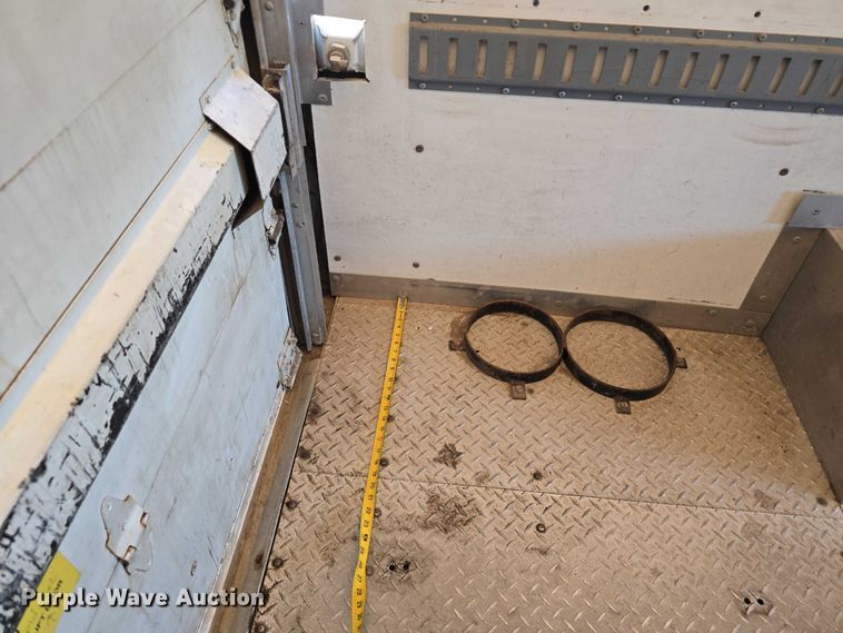 image for item DR3969 2003 Workhorse Custom Chassis P42 delivery truck