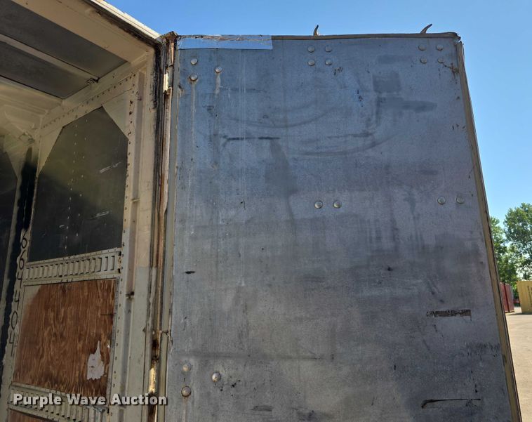 image for item DR3971 1994 Hyundai HDM-48WH-A8100R1 shipping container