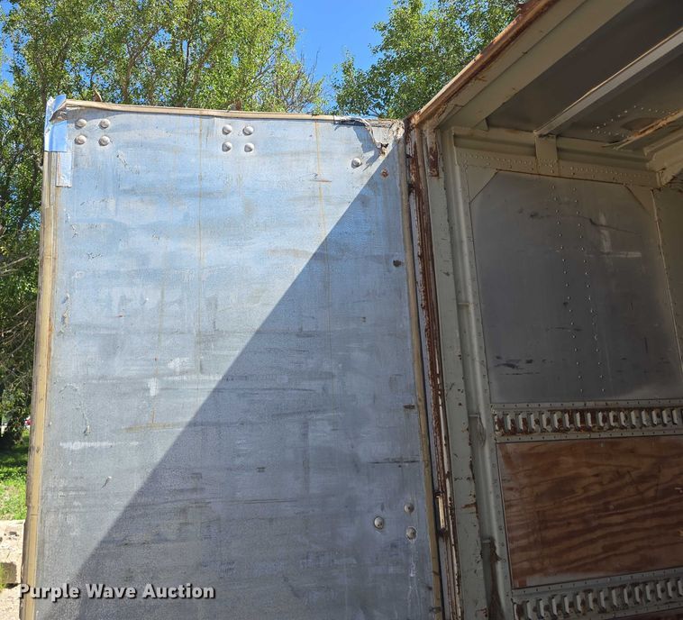 image for item DR3972 1994 Monon MXX-DC-00-48WXT shipping container