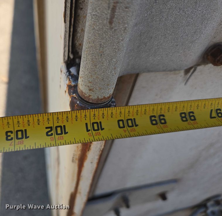 image for item DR3973 1993 Hyundai HDM-48WH-A8100 shipping container