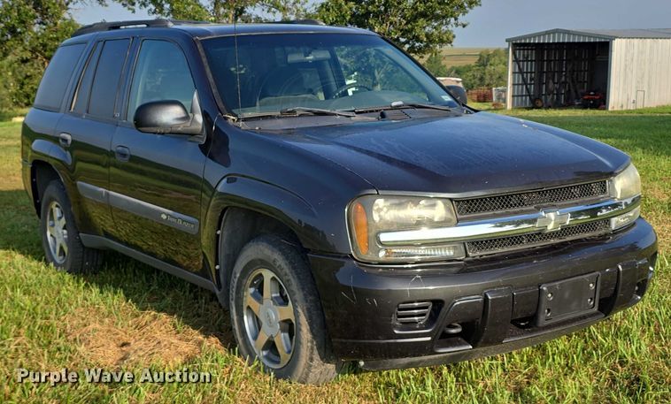 image for item DR3981 2004 Chevrolet TrailBlazer LS SUV
