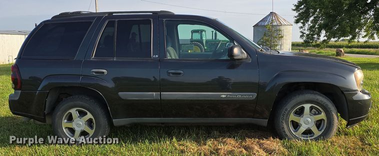 image for item DR3981 2004 Chevrolet TrailBlazer LS SUV