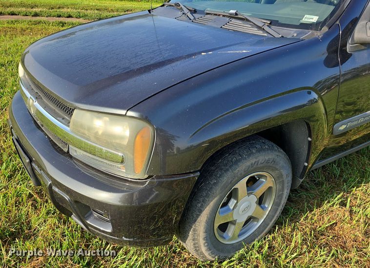 image for item DR3981 2004 Chevrolet TrailBlazer LS SUV