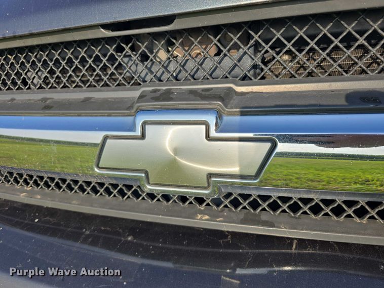 image for item DR3981 2004 Chevrolet TrailBlazer LS SUV