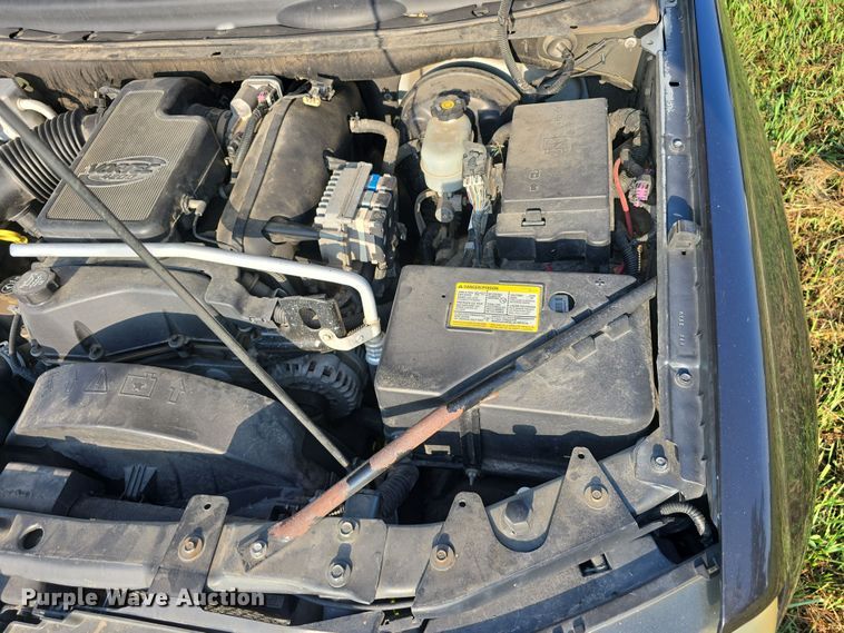 image for item DR3981 2004 Chevrolet TrailBlazer LS SUV