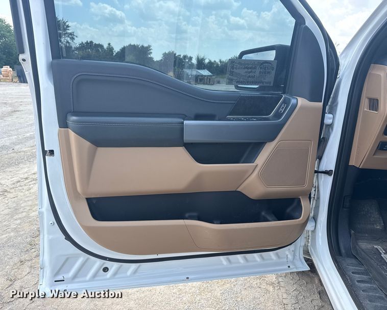 image for item DS3856 2022 Ford F150 XLT SuperCrew pickup truck