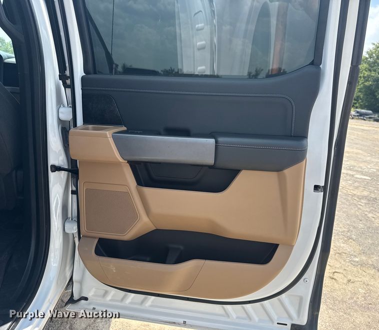 image for item DS3856 2022 Ford F150 XLT SuperCrew pickup truck