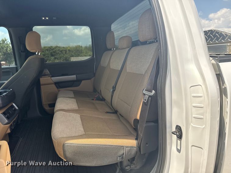 image for item DS3856 2022 Ford F150 XLT SuperCrew pickup truck