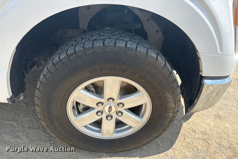 image for item DS3856 2022 Ford F150 XLT SuperCrew pickup truck