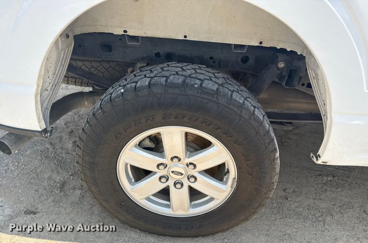 image for item DS3856 2022 Ford F150 XLT SuperCrew pickup truck