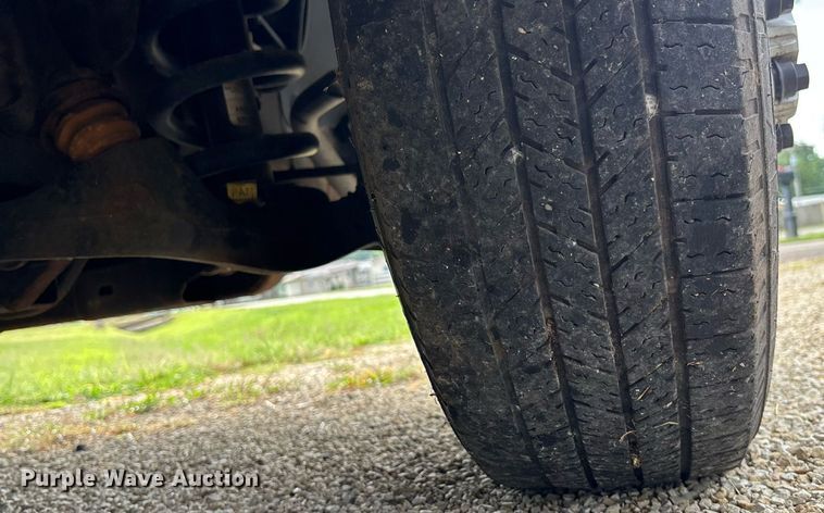 image for item DT3250 2019 GMC Savana G3500 box truck