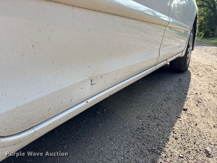 image for item DT3339 2008 Toyota Sienna van