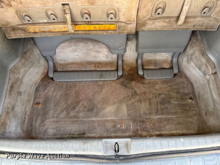 image for item DT3339 2008 Toyota Sienna van