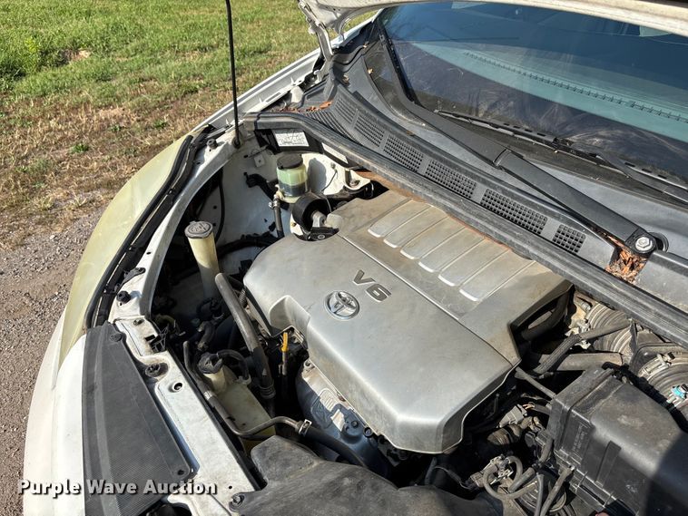 image for item DT3339 2008 Toyota Sienna van