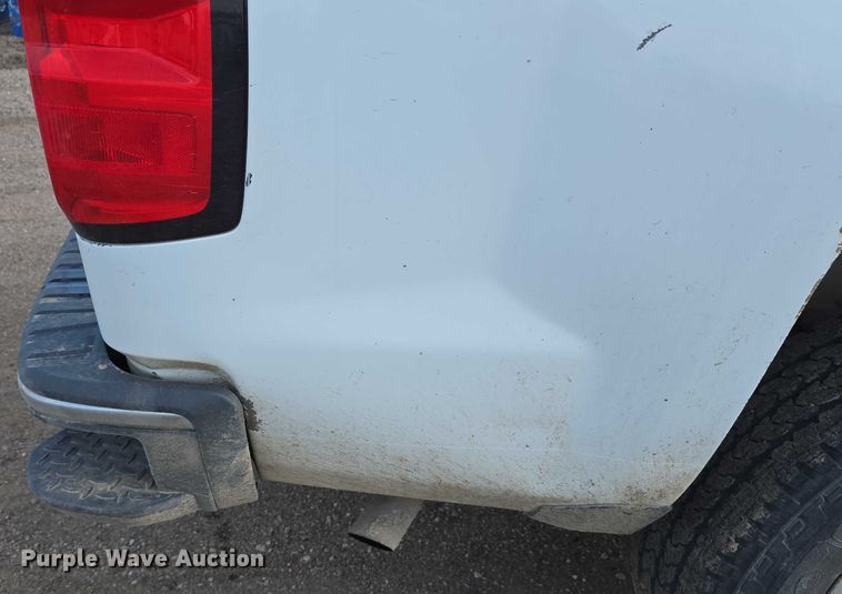 image for item DT6978 2016 Chevrolet Silverado 1500 pickup truck